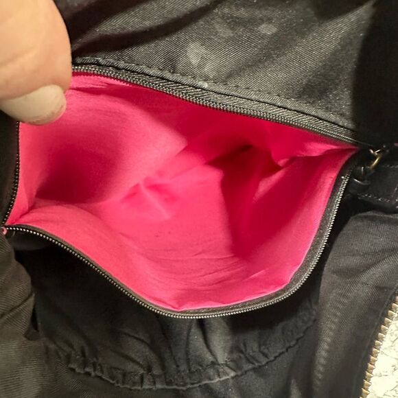 Elliott Lucca Gwen Leather Crossbody Bag Black - Picture 11 of 14